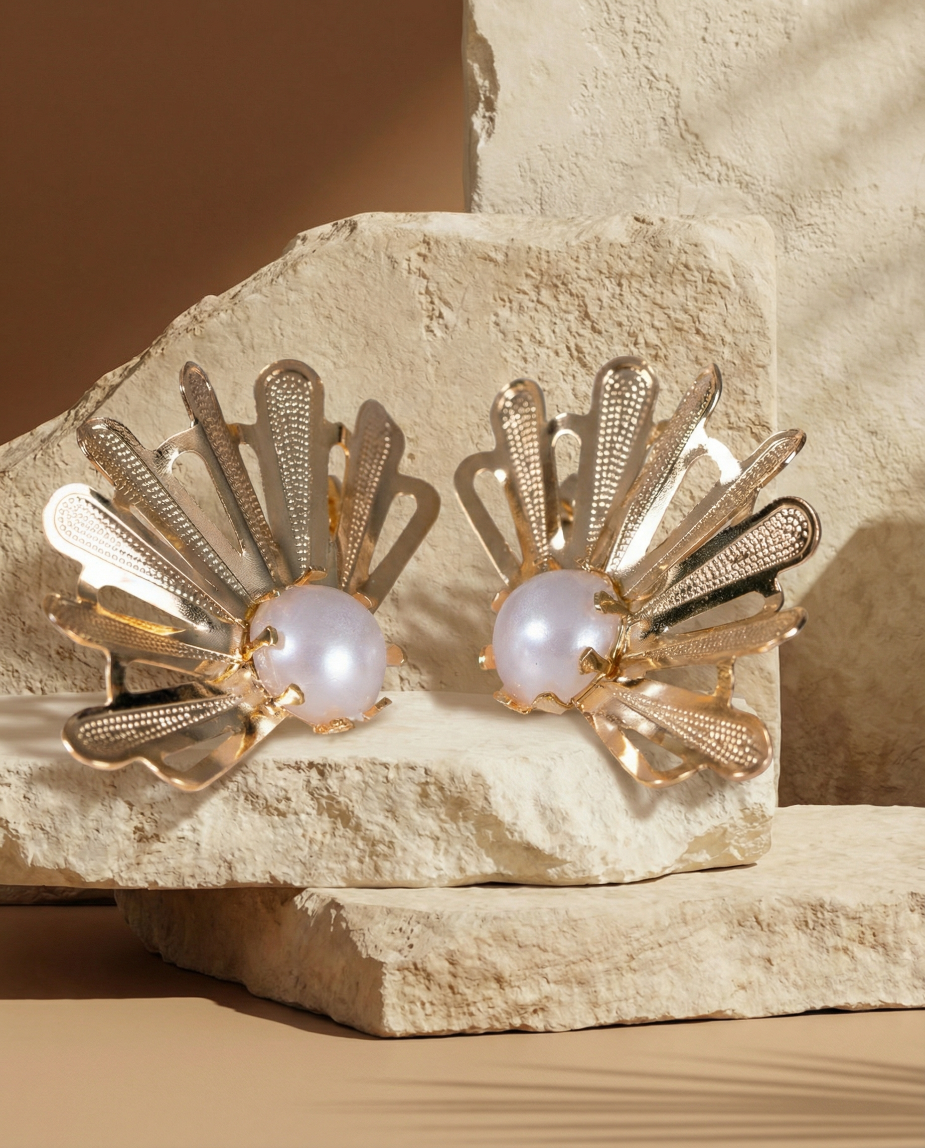 Aretes Celeste oro laminado Las Marujas