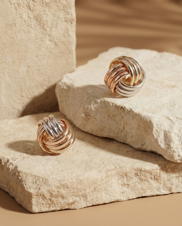 Set Tres Tonos detalle aretes oro laminado Las Marujas